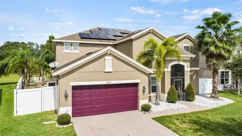 1929 Plantation Oak Dr, Orlando, FL 32824