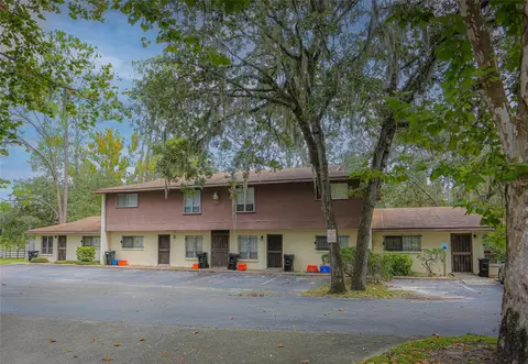 825 SW 62nd Ter, Gainesville, FL 32607