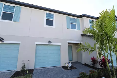 5649 Tripoli Dr, Palmetto, FL 34221