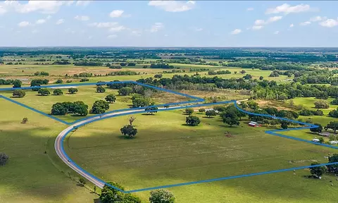 7376 County Road 710, Center Hill, FL 33514