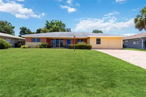 2322 Sunnyside Pl, Sarasota, FL 34239