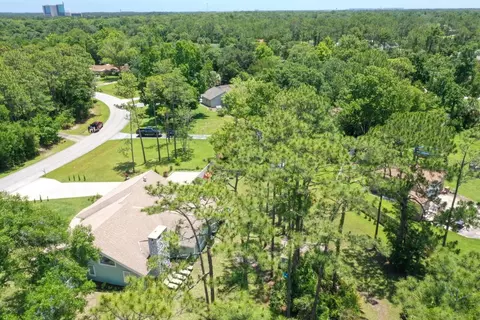 View/Area - 213 Riverbend Rd, Ormond Beach, FL 32174 photo 6 of 12