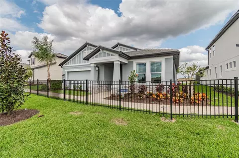 17547 Savory Mist Cir, Bradenton, FL 34211