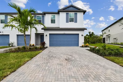 5728 Tripoli Dr, Palmetto, FL 34221