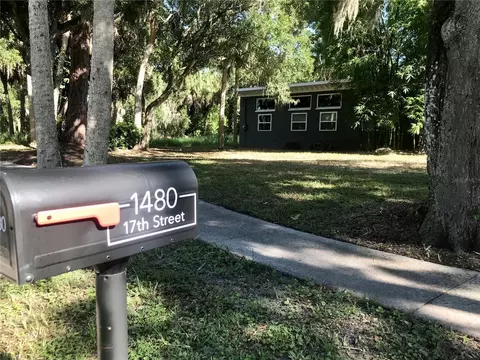 1480 17th St, Sarasota, FL 34234