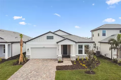 17340 Savory Mist Cir, Bradenton, FL 34211