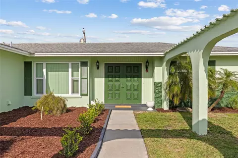 2241 Blackwood Dr, Venice, FL 34293