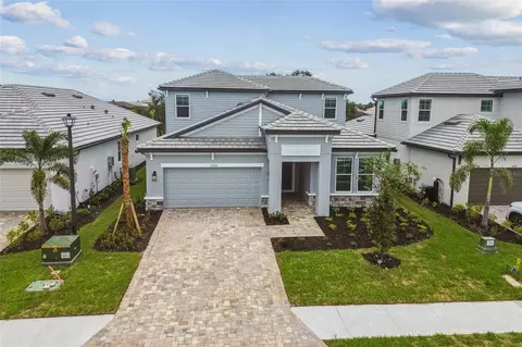 17236 Savory Mist Cir, Lakewood Ranch, FL 34211
