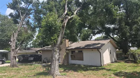 4202 Sunny View Dr, Lakeland, FL 33813