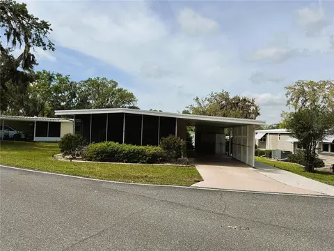139 Royal Palm Dr, Leesburg, FL 34748