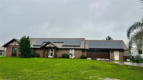 1350 Red Colt Ct, Astor, FL 32102