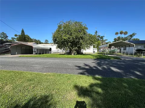 55705 Keith St, Astor, FL 32102
