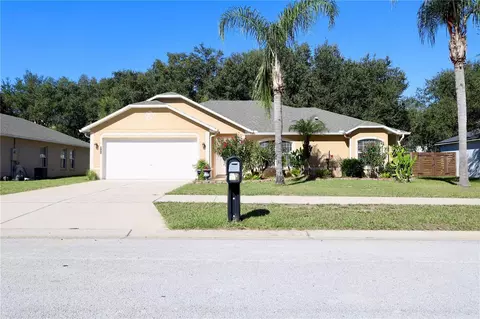 935 Willow Run St, Minneola, FL 34715