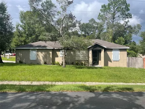 30920 Teho St, Sorrento, FL 32776