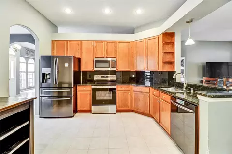 Kitchen - 2316 Blackjack Oak St, Ocoee, FL 34761 photo 2 of 2