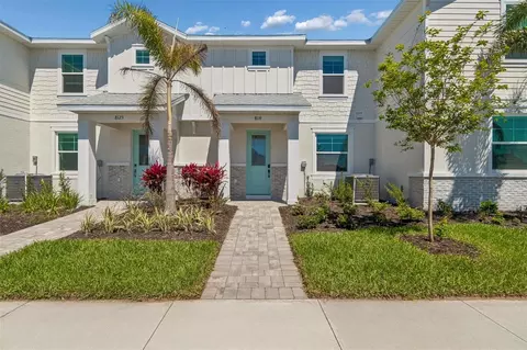 8119 Seaflower Pkwy, Bradenton, FL 34210