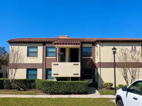3244 Candle Ridge Dr #202, Orlando, FL 32822
