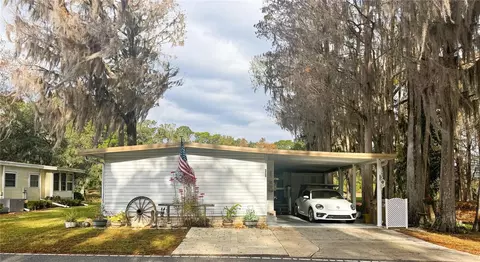 107 Royal Palm Dr, Leesburg, FL 34748