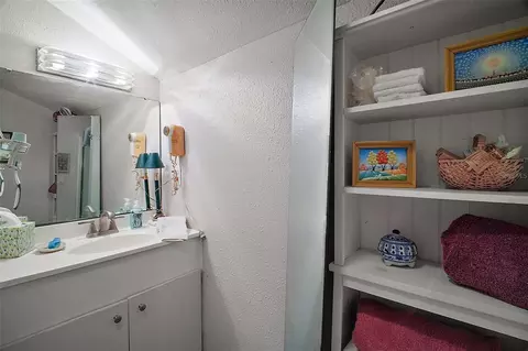 Bath - 35350 County Road 439, Eustis, FL 32736 photo 5 of 6