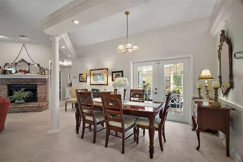 Dining - 35350 County Road 439, Eustis, FL 32736 photo 1 of 2