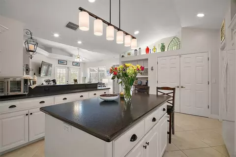 Kitchen - 35350 County Road 439, Eustis, FL 32736 photo 1 of 6
