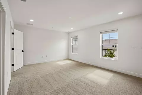 Bedroom - 17817 Broadleaf Loop, Venice, FL 34293 photo 2 of 5