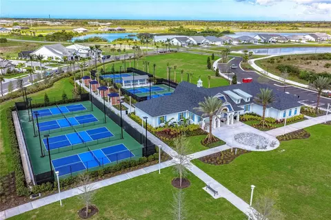 View/Area - 17841 Broadleaf Loop, Venice, FL 34293 photo 4 of 4