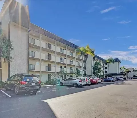 6080 NW 44th St #301, Lauderhill, FL 33319