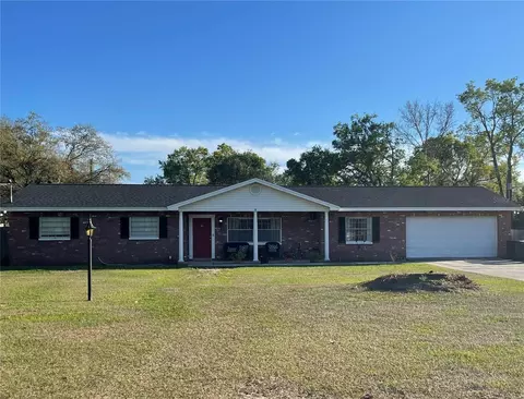 1038 Emerald Dr, Brandon, FL 33511