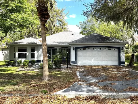 144 Costa Mesa Dr, Lady Lake, FL 32159