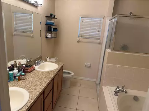 Bath - 4495 Mandolin Blvd, Winter Haven, FL 33884 photo 7 of 7