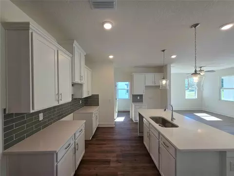 3352 Daybreak Run Loop, Spring Hill, FL 34609 photo 3