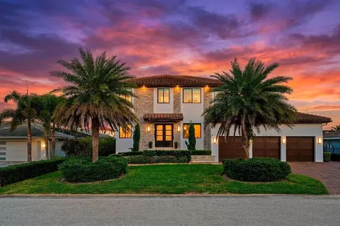 2060 Illinois Ave NE, Saint Petersburg, FL 33703