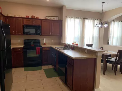 Kitchen - 7117 Harmony Square Dr S #7117, Harmony, FL 34773 photo 1 of 3
