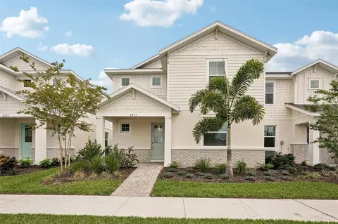 8221 Seaflower Pkwy, Bradenton, FL 34210