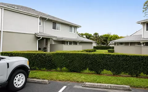 4684 Pheasant Run Dr #3B, Orlando, FL 32808