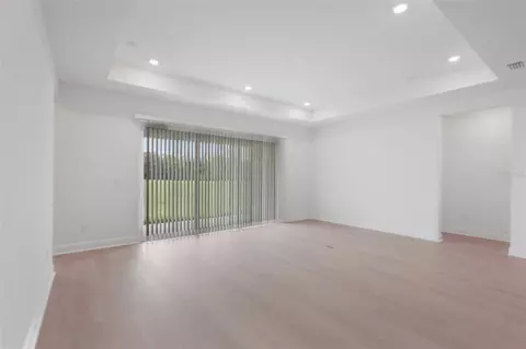 Living - 3664 142nd Ter E, Parrish, FL 34219 photo 2 of 4
