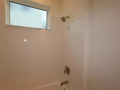 Bath - 3689 142nd Ter E, Parrish, FL 34219 photo 5 of 5
