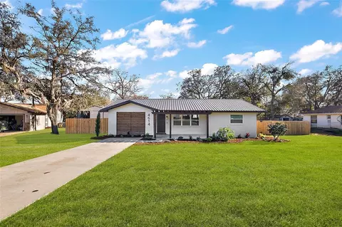 4614 Eagles Nest Rd, Fruitland Park, FL 34731