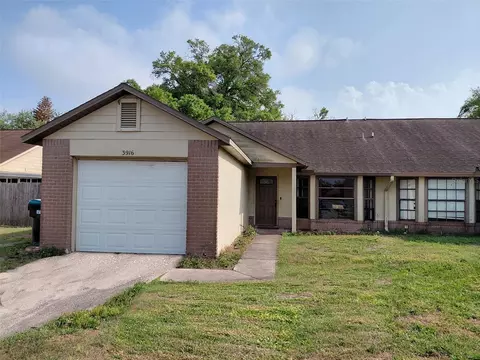 3916 Magnolia Lake Ln, Orlando, FL 32810