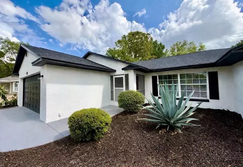 Exterior - 30 Olive Circle Loop, Ocala, FL 34472 photo 2 of 6