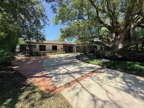 921 N Thistle Ln, Maitland, FL 32751