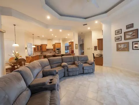 Living - 9110 Deer Ct, Venice, FL 34293 photo 4 of 4