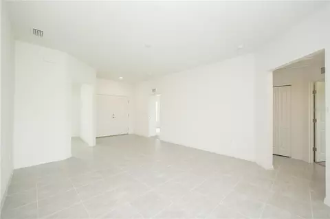 Living - 3432 Blueberry Trl, Bartow, FL 33830 photo 1 of 3