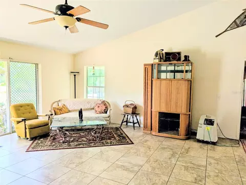 Living - 35819 Nova Ln, Eustis, FL 32736 photo 2 of 3