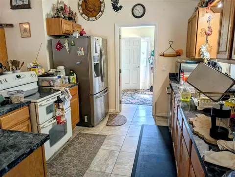 Kitchen - 35819 Nova Ln, Eustis, FL 32736 photo 2 of 2