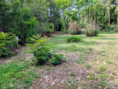 Exterior - 35819 Nova Ln, Eustis, FL 32736 photo 6 of 7