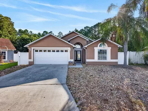 344 Lake Shore Pkwy, Davenport, FL 33896