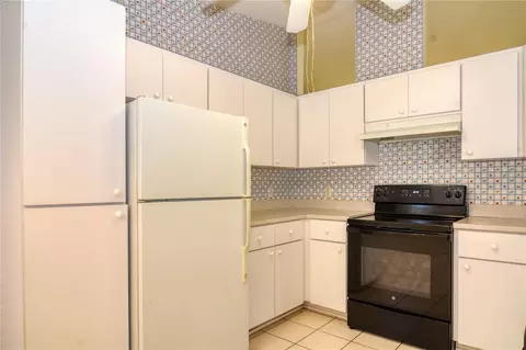 Kitchen - 9832 SW 61st Ct, Ocala, FL 34476 photo 1 of 1