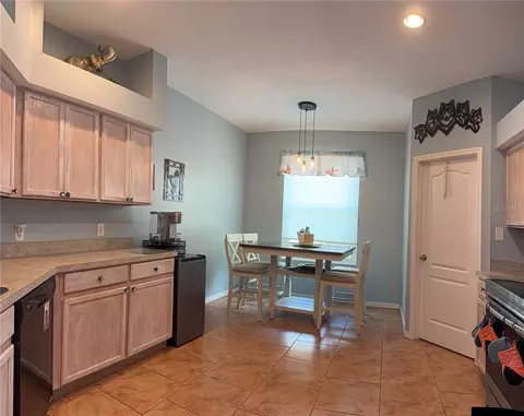 Kitchen - 12757 Standbridge Dr, Riverview, FL 33579 photo 1 of 4